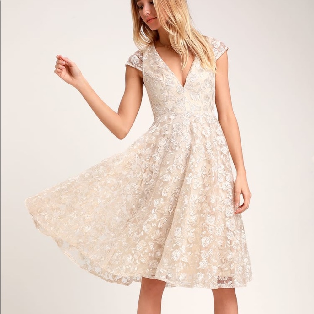 Lulus Jaqueline Champagne Floral Embroidered Backless Midi Dress, size XS
